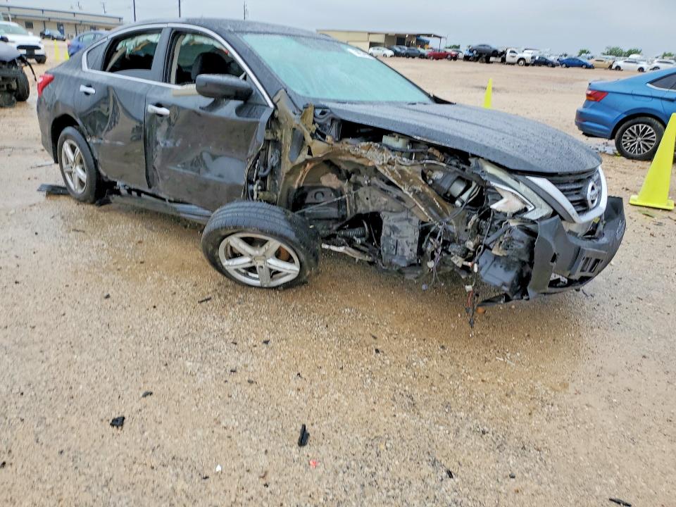 50631456 :رقم المزاد ، 1N4AL3AP2GC154667 vin ، 2016 Nissan Altima مزاد بيع
