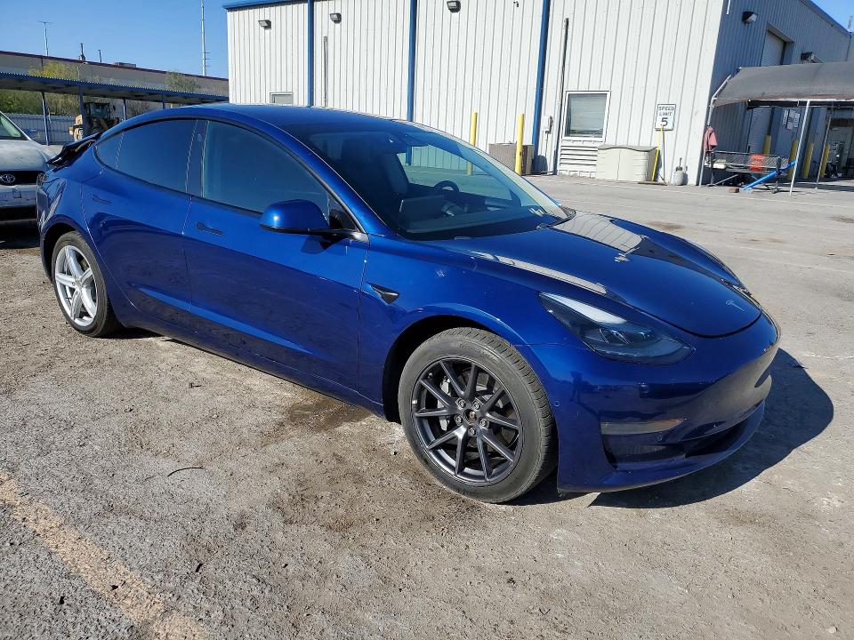 Продажа на аукционе авто 2021 Tesla Model 3, vin: 5YJ3E1EB4MF995484, номер лота: 50341516