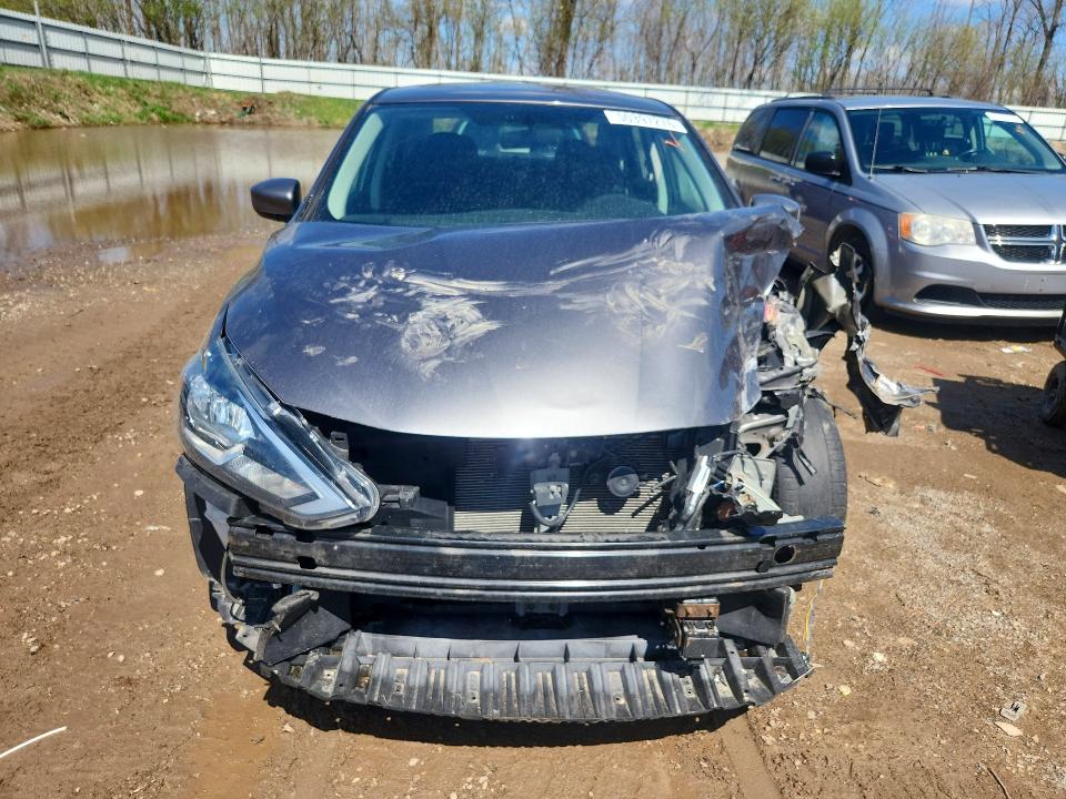 2018 Nissan Sentra მანქანა იყიდება აუქციონზე, vin: 3N1AB7AP8JY311480, აუქციონის ნომერი: 50397276