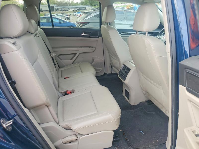 49475936 :رقم المزاد ، 1V2LR2CA6JC584440 vin ، 2018 Volkswagen Atlas مزاد بيع