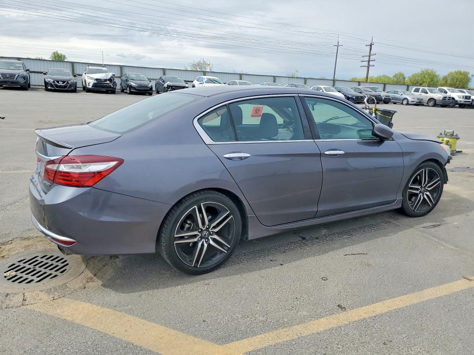 2017 Honda Accord მანქანა იყიდება აუქციონზე, vin: 1HGCR2F5XHA139576, აუქციონის ნომერი: 49671566