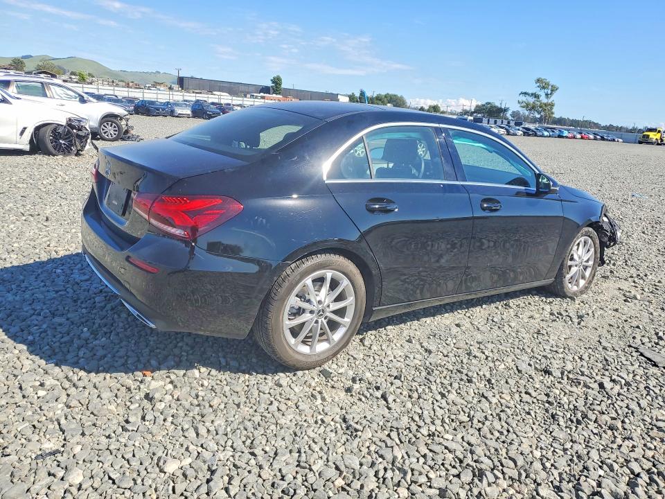 49287136 :رقم المزاد ، W1K3G4EB6MJ288610 vin ، 2021 Mercedes-benz A مزاد بيع