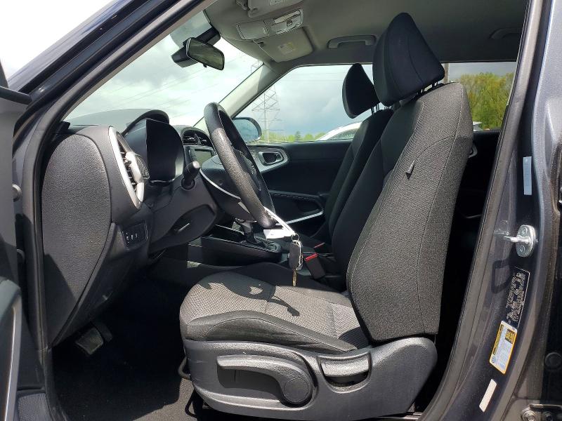 51778946 :رقم المزاد ، KNDJ23AU5P7879739 vin ، 2023 Kia Soul مزاد بيع
