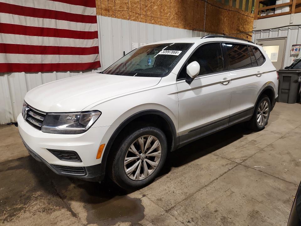 Auction sale of the 2018 Volkswagen Tiguan, vin: 3VV0B7AX7JM119677, lot number: 50997866