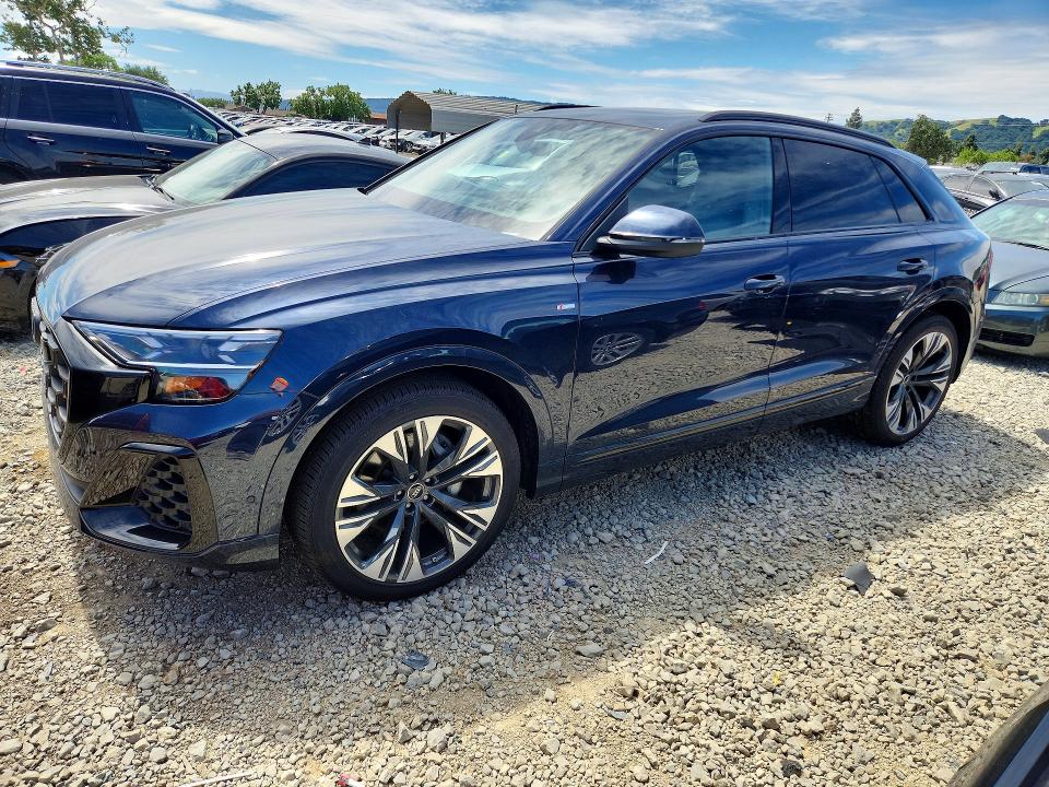 2025 Audi Q8 მანქანა იყიდება აუქციონზე, vin: WA1FVBF10SD037286, აუქციონის ნომერი: 50576016