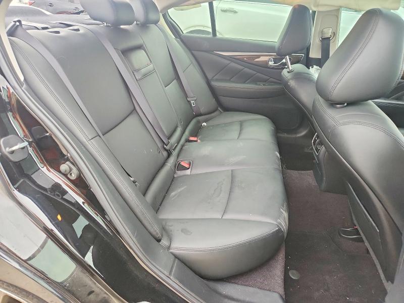 49885066 :رقم المزاد ، JN1EV7AP8JM353367 vin ، 2018 Infiniti Q50 مزاد بيع