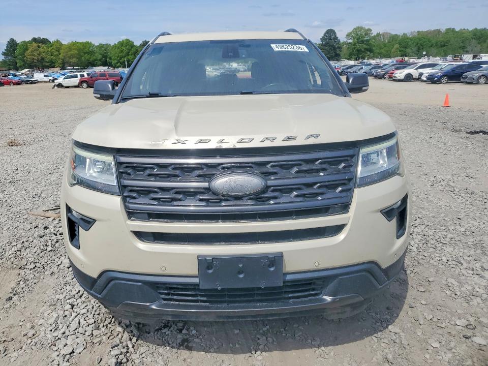 49625236 :رقم المزاد ، 1FM5K7D84JGA88936 vin ، 2018 Ford Explorer مزاد بيع