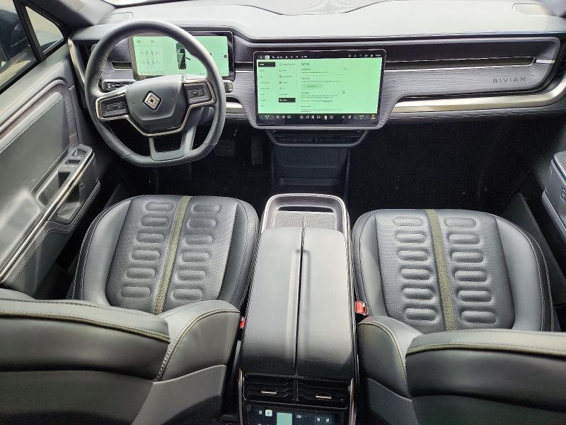 Продажа на аукционе авто 2025 Rivian R1s, vin: 7PDSGBBA2SN055358, номер лота: 49582516