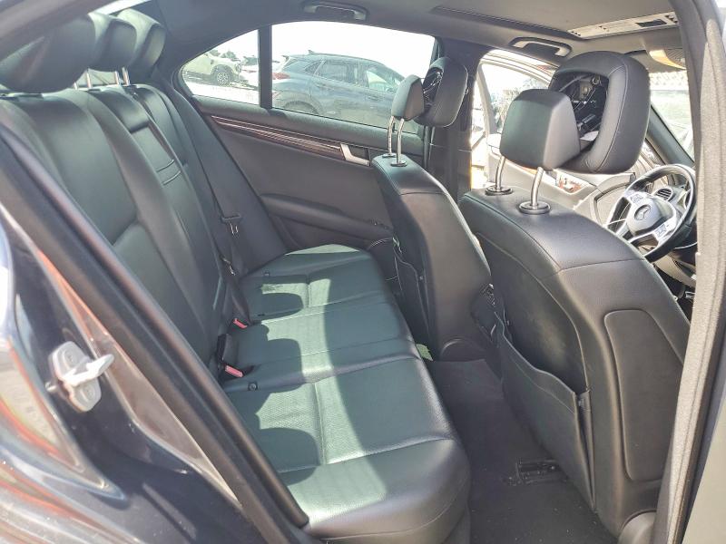 49869556 :رقم المزاد ، WDDGF4HB1DR245097 vin ، 2013 Mercedes-benz C مزاد بيع