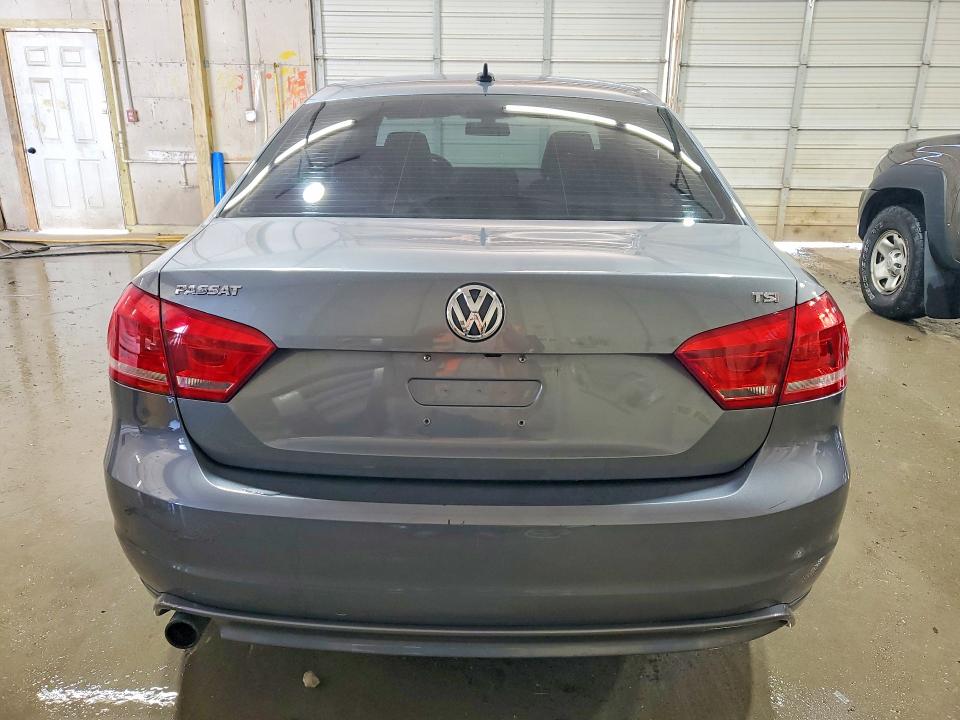 Продажа на аукционе авто 2015 Volkswagen Passat, vin: 1VWAT7A32FC105091, номер лота: 50889146