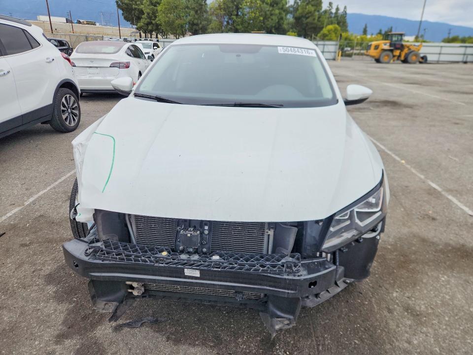50484316 :رقم المزاد ، 1VWDT7A35HC016079 vin ، 2017 Volkswagen Passat مزاد بيع