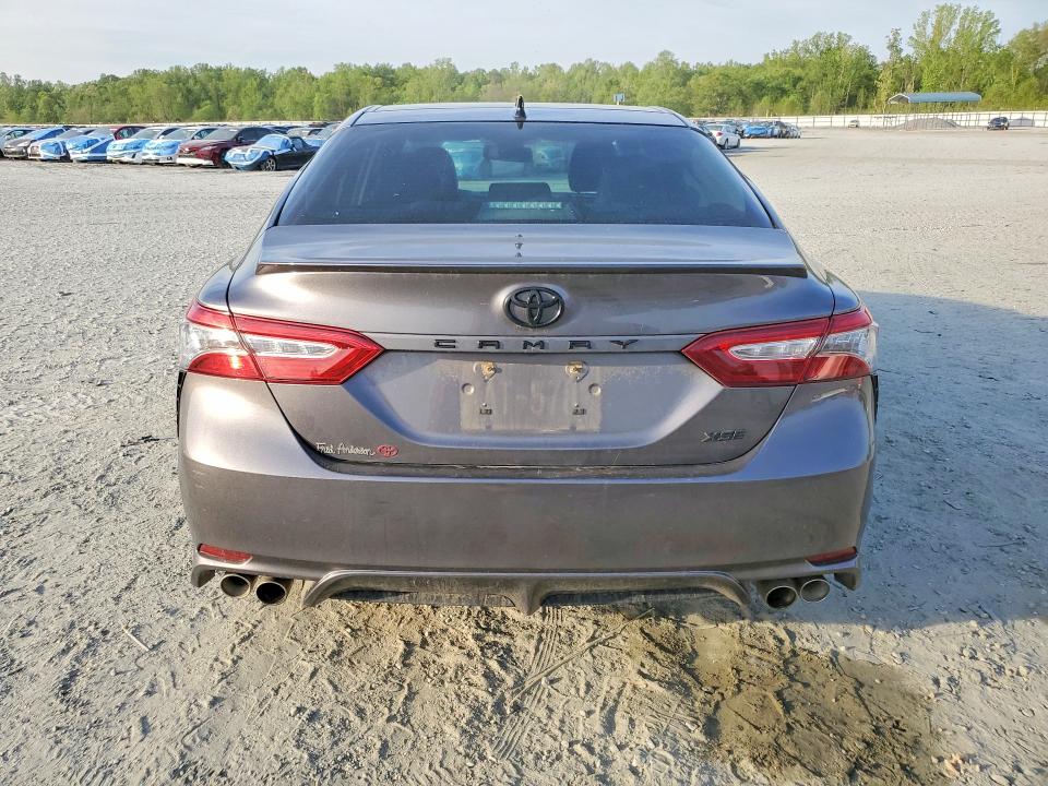 49062636 :رقم المزاد ، 4T1BZ1HK9KU032639 vin ، 2019 Toyota Camry مزاد بيع