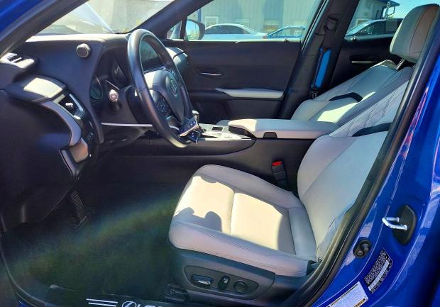 Продаж на аукціоні авто 2023 Lexus Ux 250h, vin: JTHX6JBH2P2133832, номер лоту: 50488736
