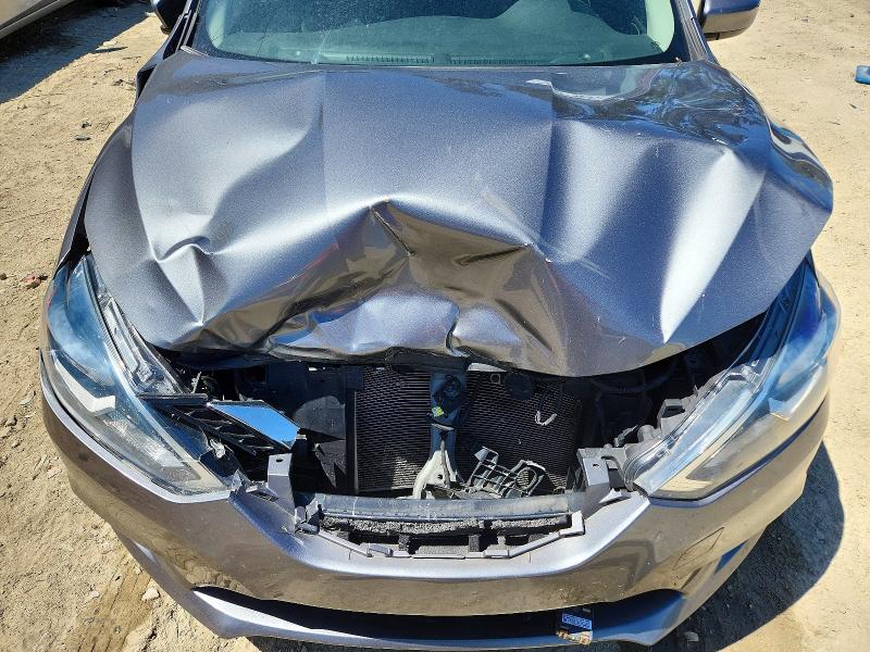 Продажа на аукционе авто 2018 Nissan Sentra, vin: 3N1AB7AP6JY213662, номер лота: 51087956