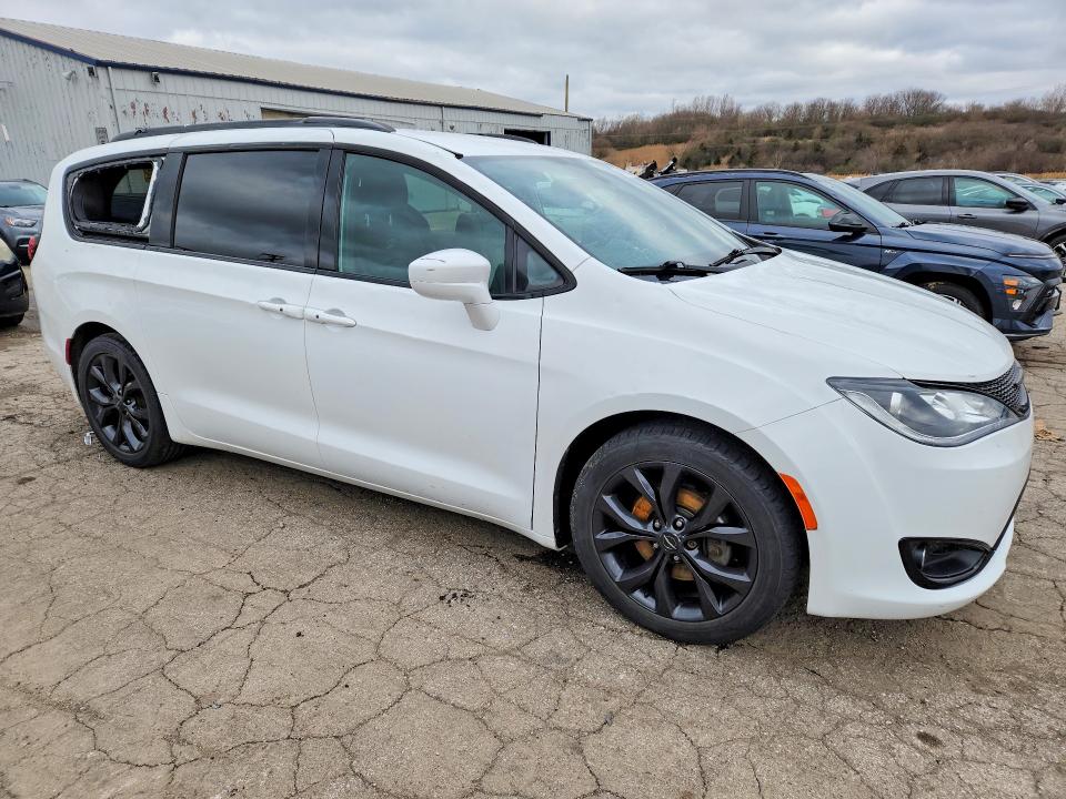 Продаж на аукціоні авто 2018 Chrysler Pacifica, vin: 2C4RC1BG5JR227898, номер лоту: 48315656