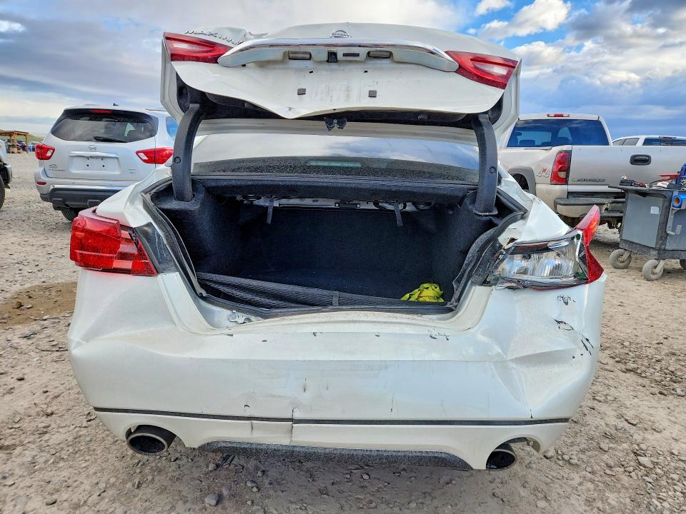 2016 Niss Maxima მანქანა იყიდება აუქციონზე, vin: 1N4AA6AP4GC380717, აუქციონის ნომერი: 50910826
