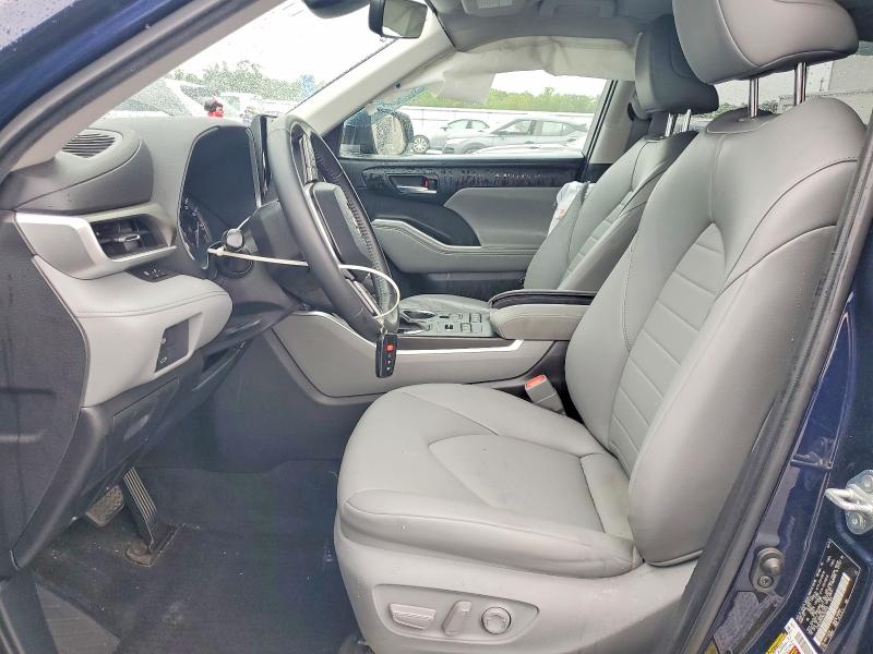 Продаж на аукціоні авто 2022 Toyota Highlander, vin: 5TDGZRBHXNS204546, номер лоту: 51492166