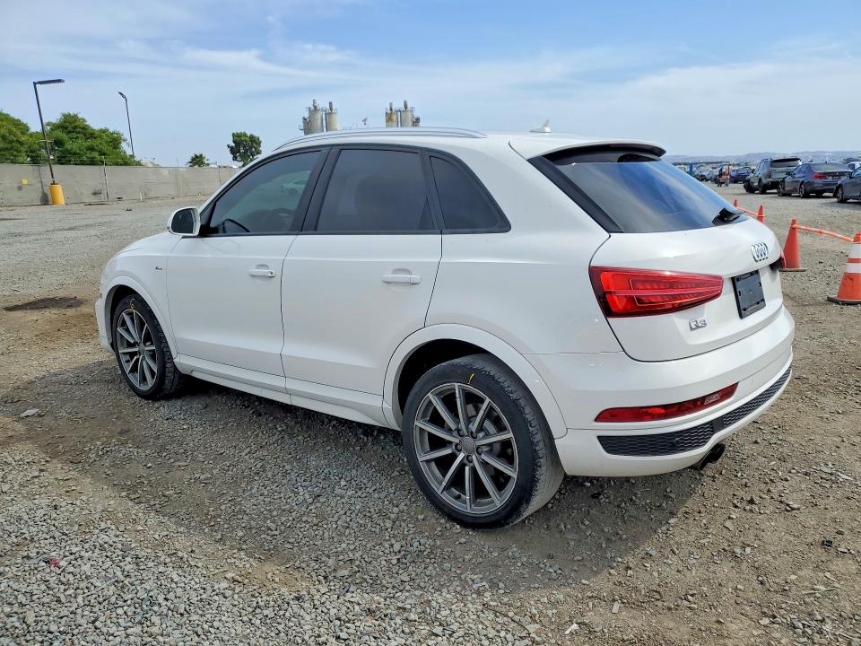 2018 Audi Q3 მანქანა იყიდება აუქციონზე, vin: WA1BCCFS6JR033585, აუქციონის ნომერი: 50256206