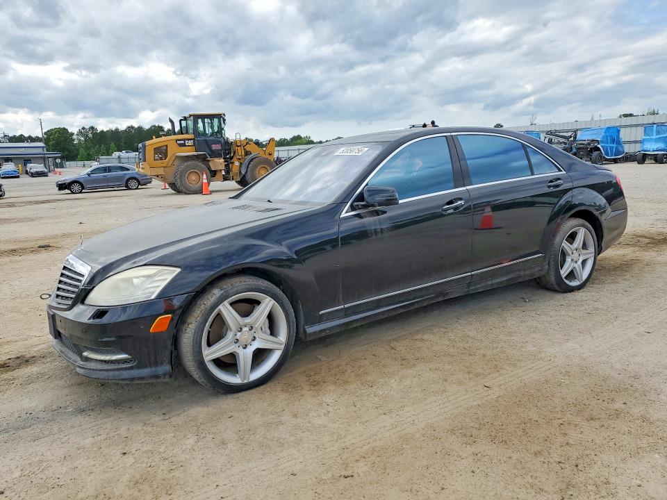52050756 :رقم المزاد ، WDDNG8GB6BA374817 vin ، 2011 Mercedes-benz S مزاد بيع