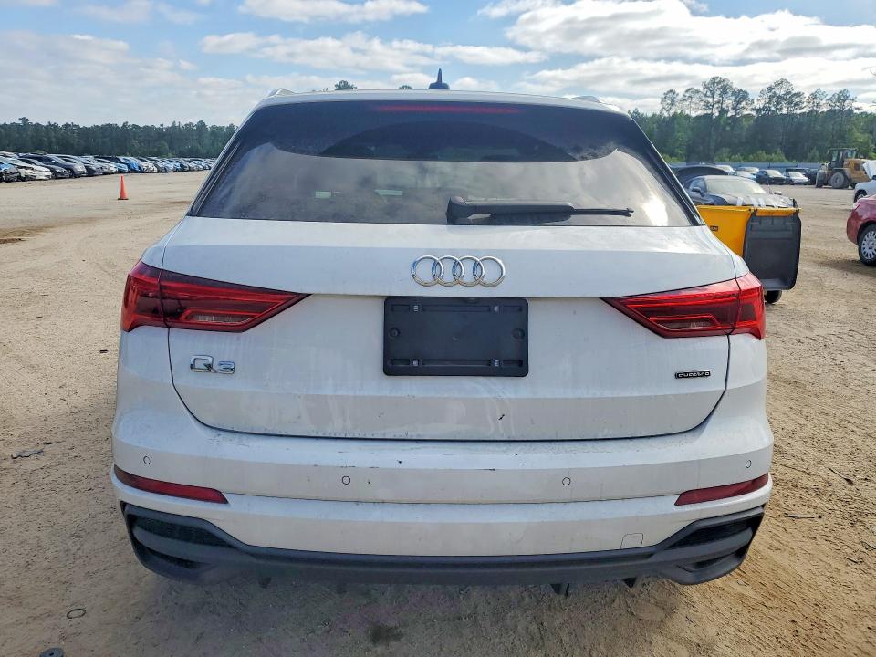 51534846 :رقم المزاد ، WA1DECF31P1045565 vin ، 2023 Audi Q3 مزاد بيع