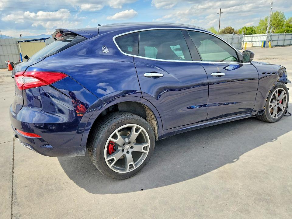 51816746 :رقم المزاد ، ZN661YUS5HX234962 vin ، 2017 Maserati Levante مزاد بيع