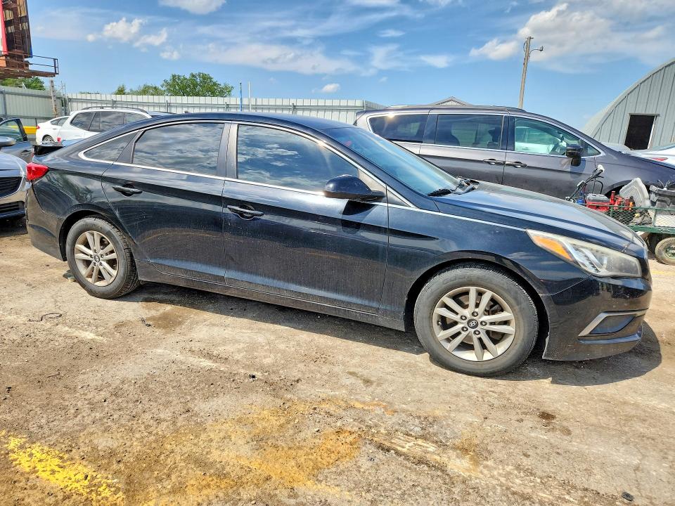 49576526 :رقم المزاد ، 5NPE24AF5HH492517 vin ، 2017 Hyundai Sonata مزاد بيع