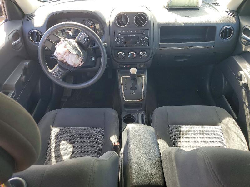 49799526 :رقم المزاد ، 1C4NJPBA4HD166057 vin ، 2017 Jeep Patriot مزاد بيع