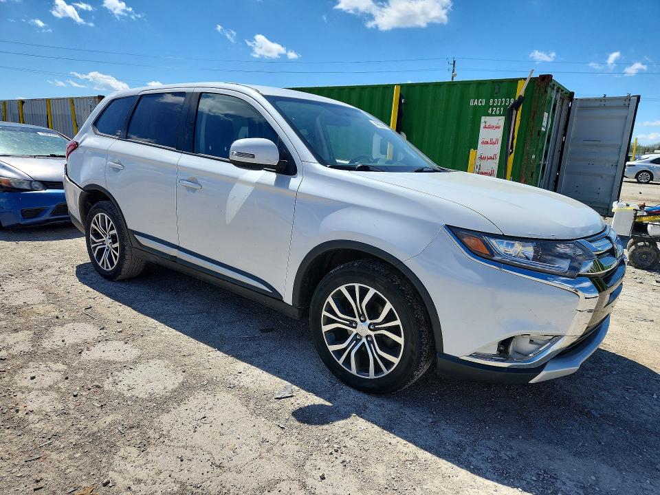 Продаж на аукціоні авто 2018 Mitsubishi Outlander, vin: JA4AZ3A3XJZ016198, номер лоту: 48930916