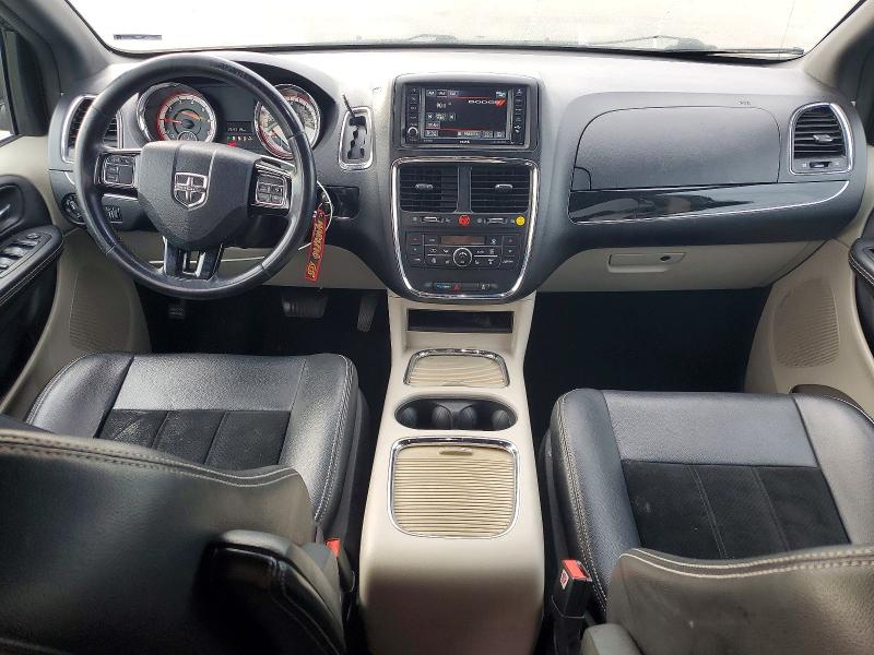 51242496 :رقم المزاد ، 2C4RDGCG8FR684744 vin ، 2015 Dodge Grand Caravan مزاد بيع