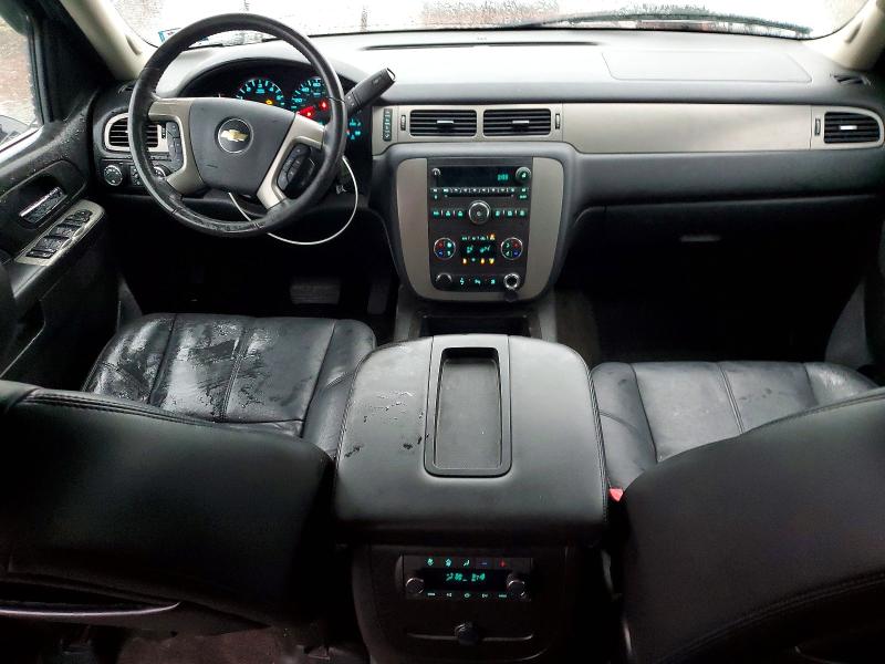 48364606 :رقم المزاد ، 1GNSKBE02BR292456 vin ، 2011 Chevrolet Tahoe مزاد بيع