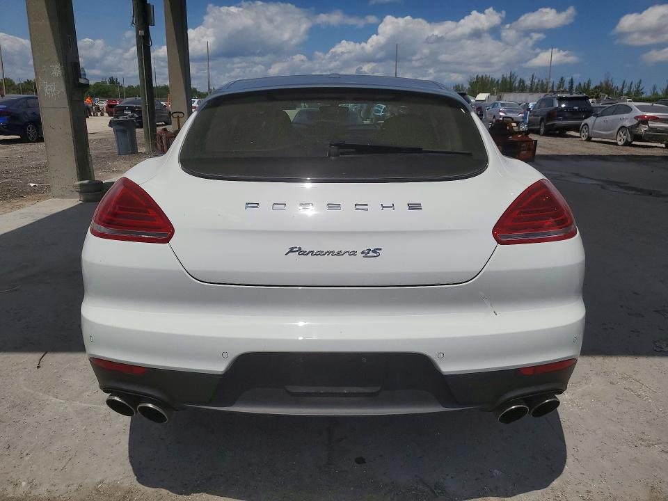 51513956 :رقم المزاد ، WP0AB2A77GL050473 vin ، 2016 Porsche Panamera مزاد بيع