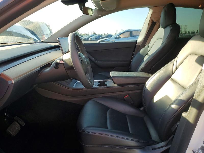 50837096 :رقم المزاد ، 7SAYGDEE7NF408260 vin ، 2022 Tesla Model Y مزاد بيع