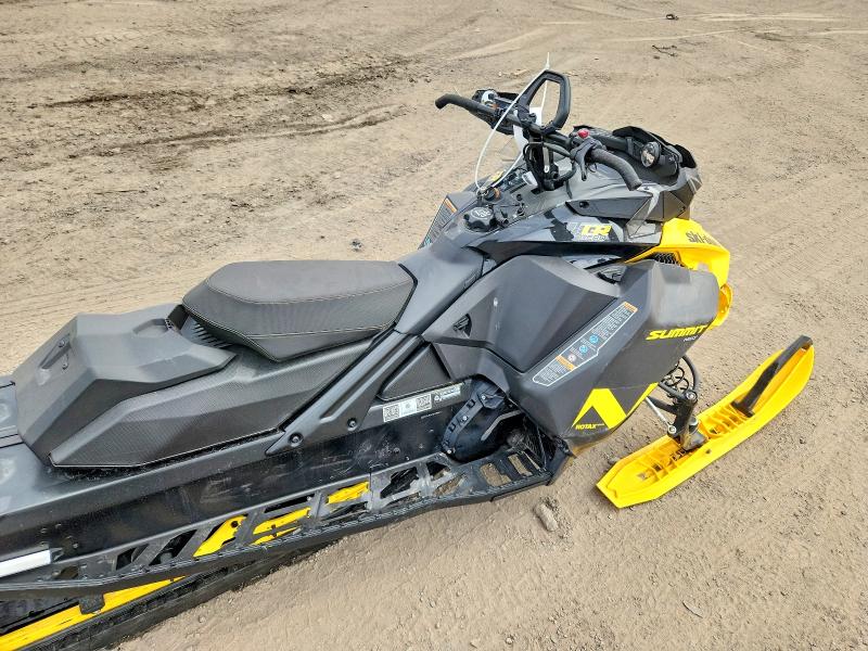 50523546 :رقم المزاد ، 2BPSTVRAXRV000218 vin ، 2024 Ski-doo Summit Neo+ 600 Efi مزاد بيع