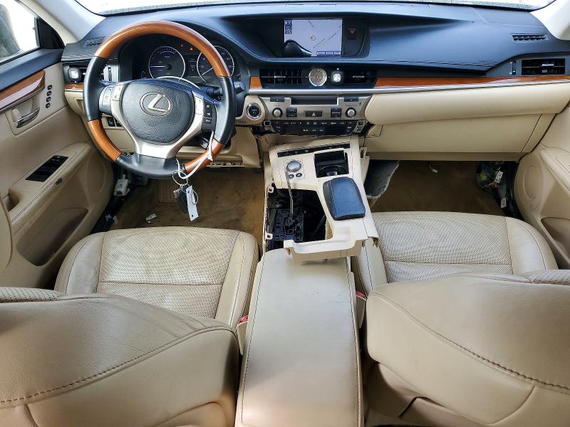 47901296 :رقم المزاد ، JTHBW1GG8D2033725 vin ، 2013 Lexus Es 300h مزاد بيع