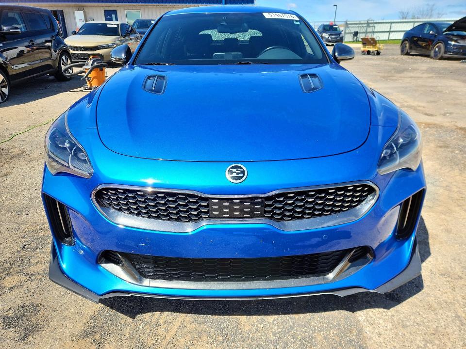 2018 Kia Stinger მანქანა იყიდება აუქციონზე, vin: KNAE35LC5J6011815, აუქციონის ნომერი: 51467576
