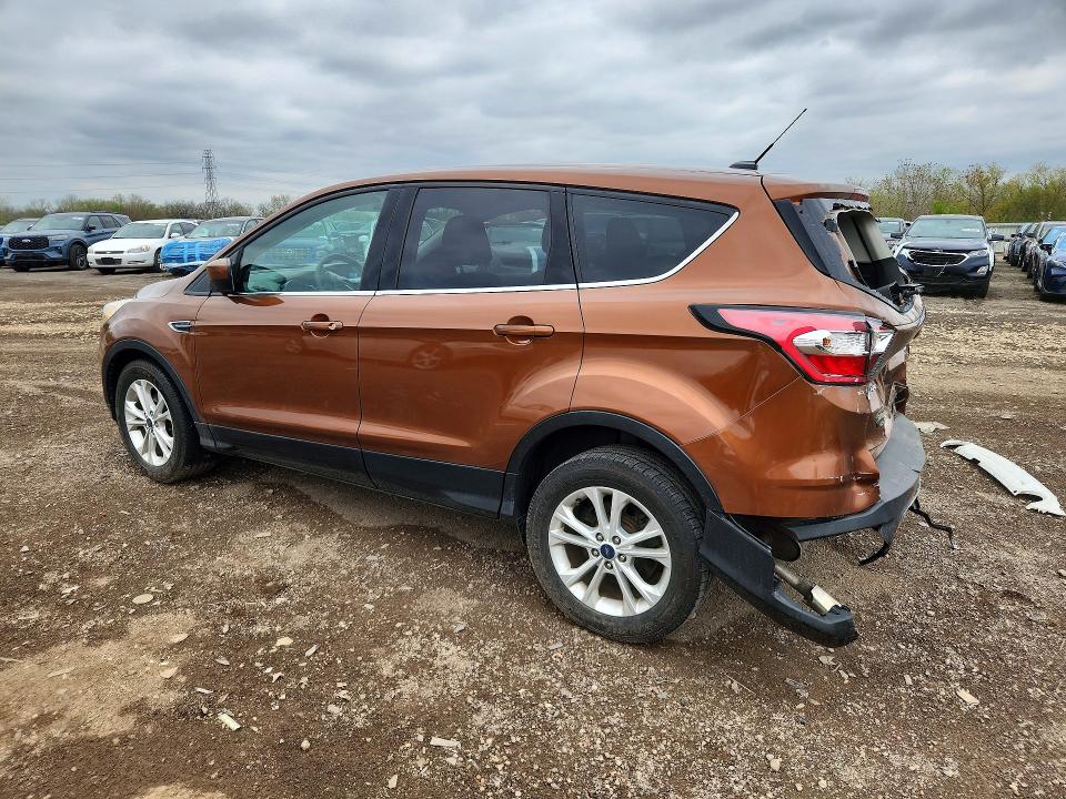 2017 Ford Escape მანქანა იყიდება აუქციონზე, vin: 1FMCU0GD8HUC64898, აუქციონის ნომერი: 50852346