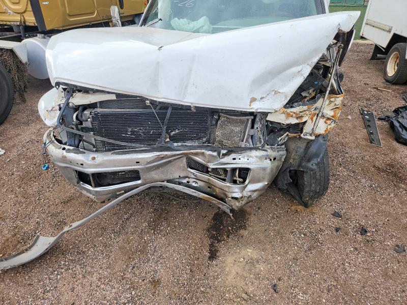 47273946 :رقم المزاد ، 3B6MC3663YM201717 vin ، 2000 Dodg Ram مزاد بيع