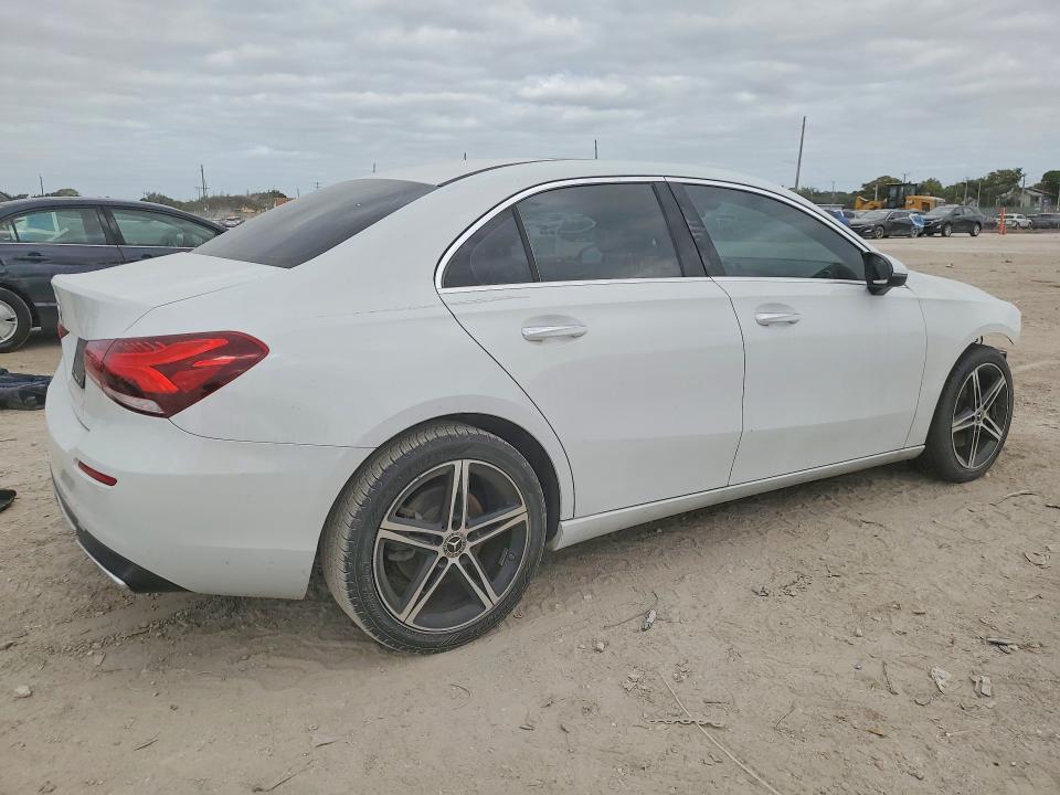 Продажа на аукционе авто 2019 Mercedes-benz A, vin: WDD3G4EB3KW022509, номер лота: 48905756