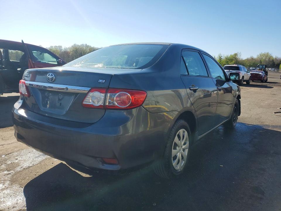 50584936 :رقم المزاد ، 2T1BU4EE2BC695504 vin ، 2011 Toyota Corolla مزاد بيع