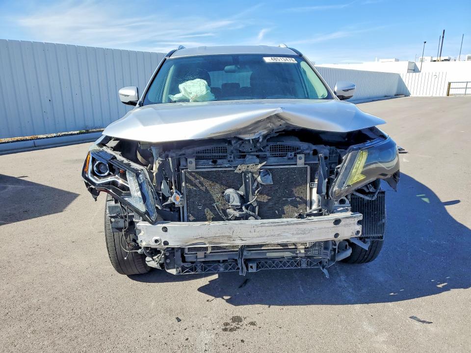 Продажа на аукционе авто 2017 Nissan Pathfinder, vin: 5N1DR2MM1HC632222, номер лота: 48513476