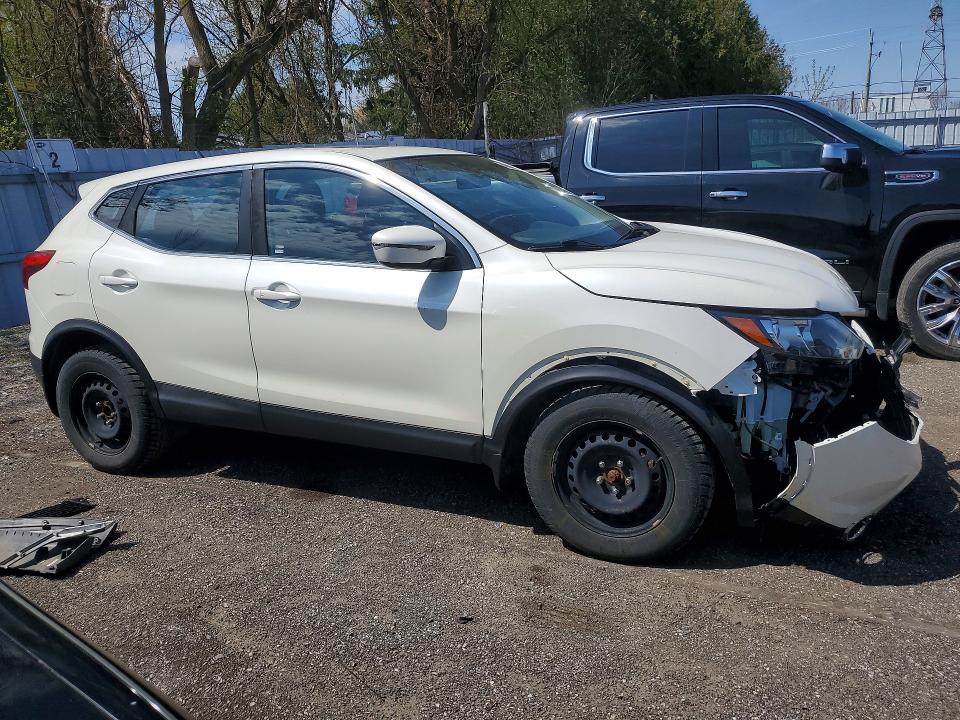 2017 Nissan Rogue Sport მანქანა იყიდება აუქციონზე, vin: JN1BJ1CP2HW019424, აუქციონის ნომერი: 49885726
