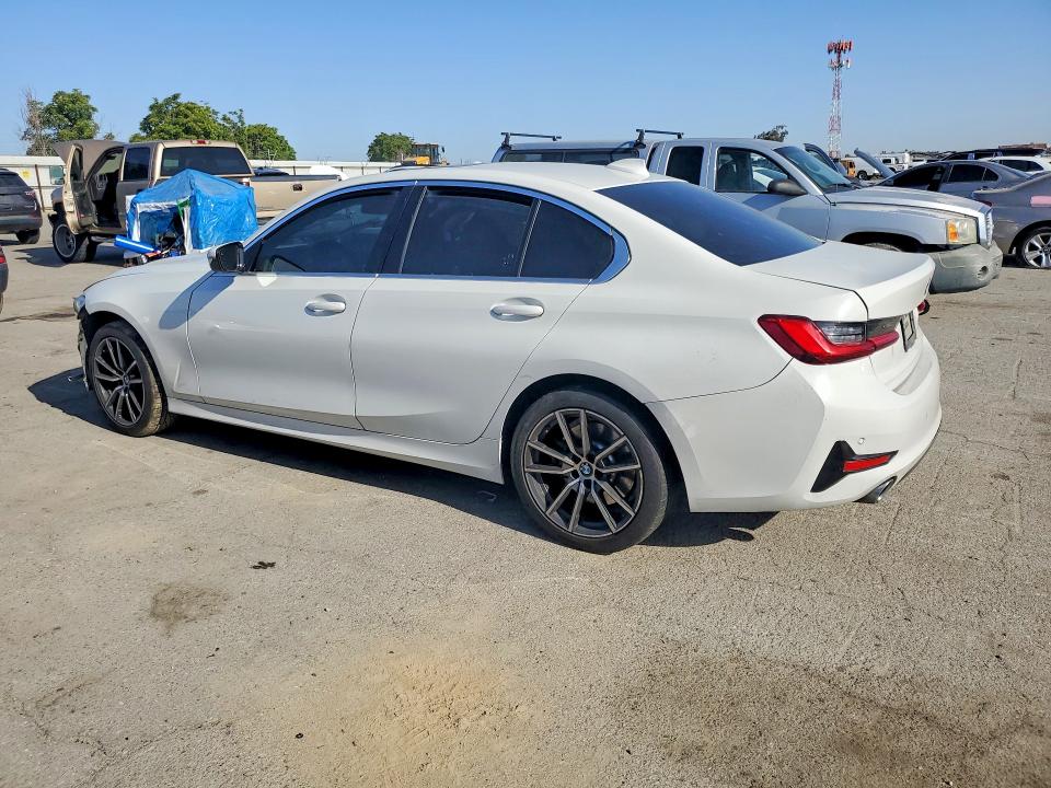 50158596 :رقم المزاد ، 3MW5R1J06M8B63566 vin ، 2021 Bmw 330i مزاد بيع