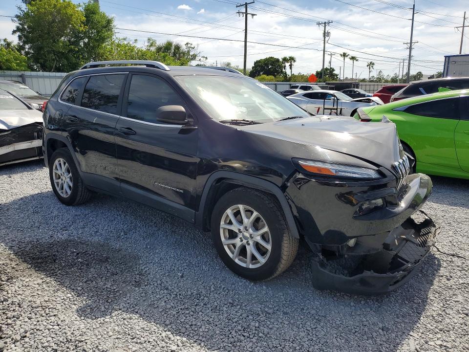 49794026 :رقم المزاد ، 1C4PJLLB5JD520134 vin ، 2018 Jeep Cherokee مزاد بيع