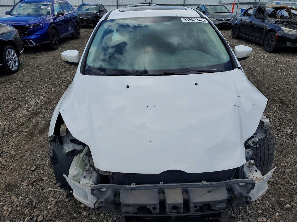 51952346 :رقم المزاد ، 1FAHP3K21CL335484 vin ، 2012 Ford Focus مزاد بيع