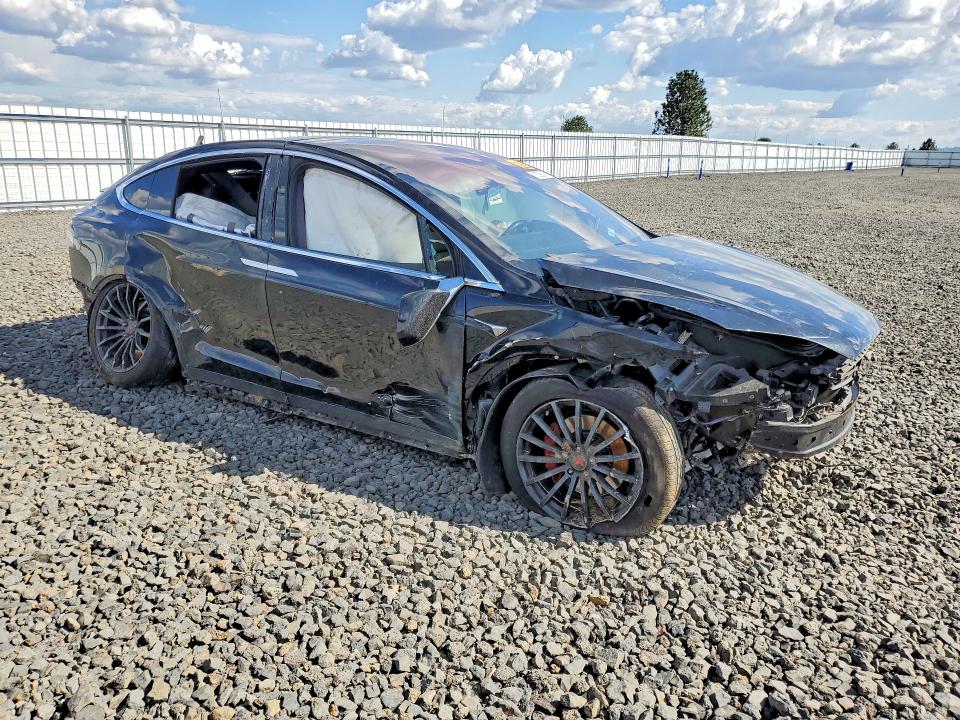 Продаж на аукціоні авто 2020 Tesla Model X, vin: 5YJXCDE29LF303596, номер лоту: 51609246