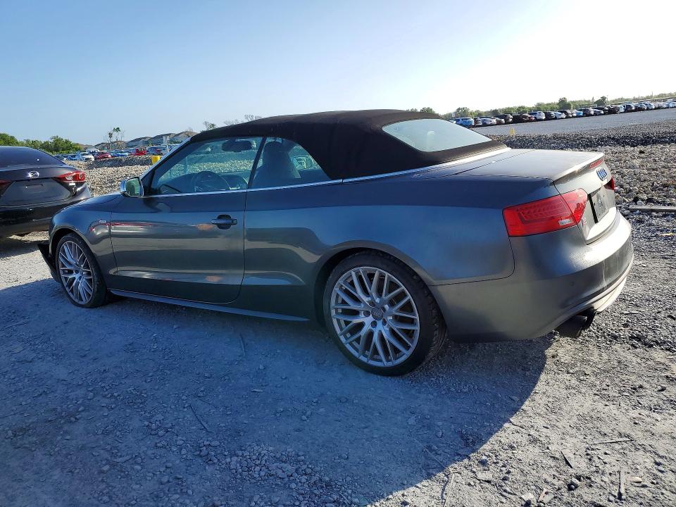 48714886 :رقم المزاد ، WAUCGAFH6FN004185 vin ، 2015 Audi S5 مزاد بيع