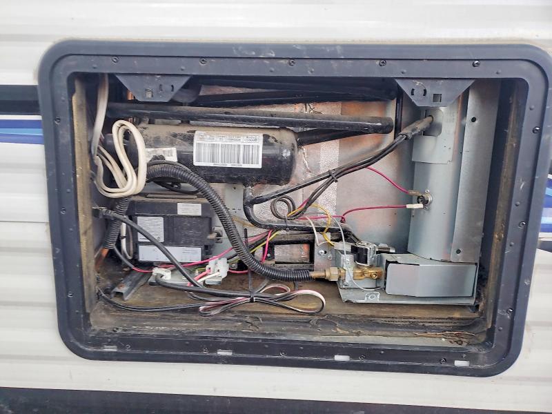 48954906 :رقم المزاد ، 4YDT18613MW112803 vin ، 2021 Keys Springdale مزاد بيع