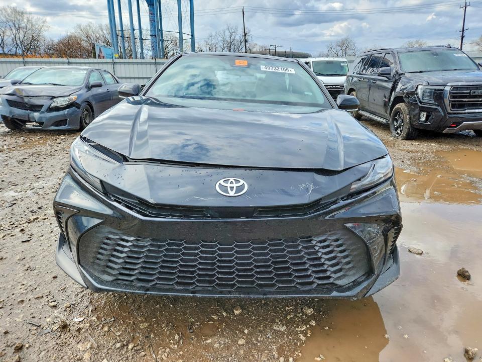 Auction sale of the 2025 Toyota Camry, vin: 4T1DAACK2SU065201, lot number: 49732106