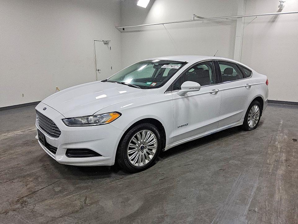 46962596 :رقم المزاد ، 3FA6P0LU0DR365441 vin ، 2013 Ford Fusion مزاد بيع