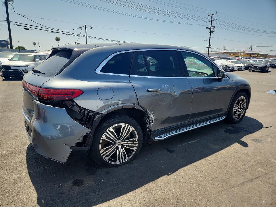 52011266 :رقم المزاد ، 4JGDM2EB7PA029877 vin ، 2023 Mercedes-benz Eqs Suv مزاد بيع